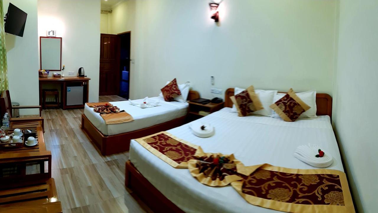 Moon Light Hotel Mandalay Exteriör bild